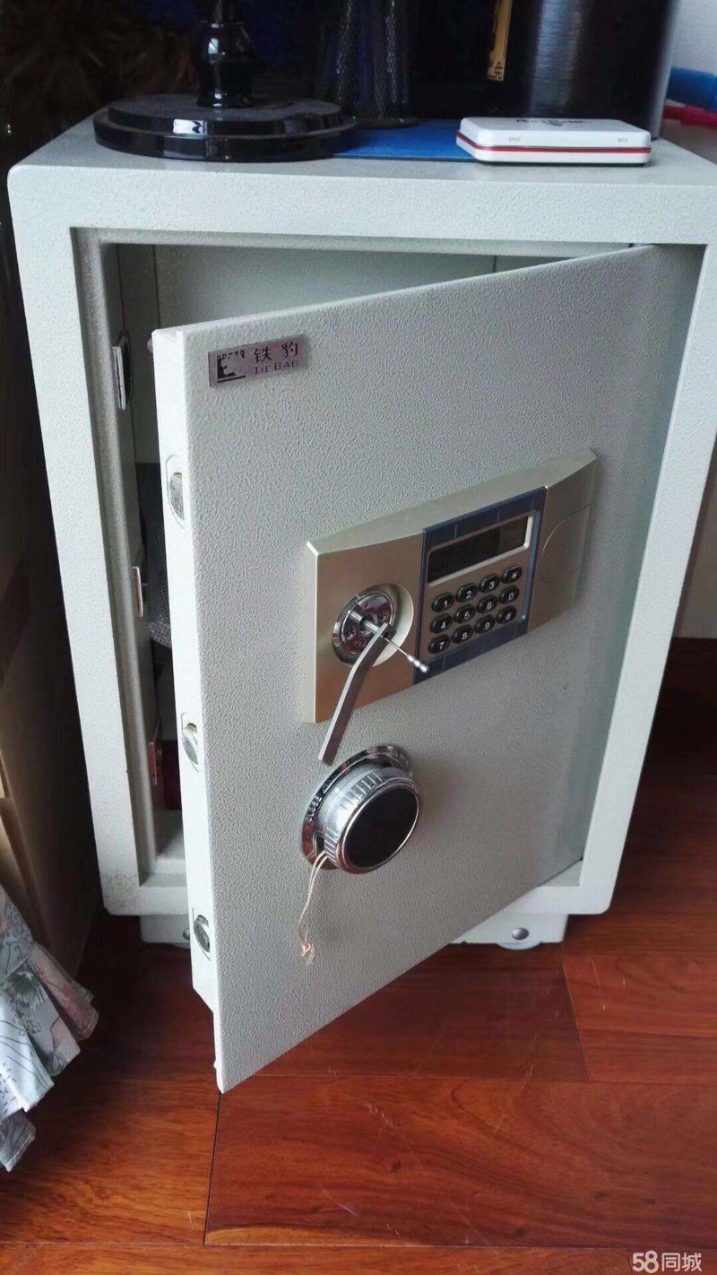 智能时代的开锁电话：快捷安全的保障